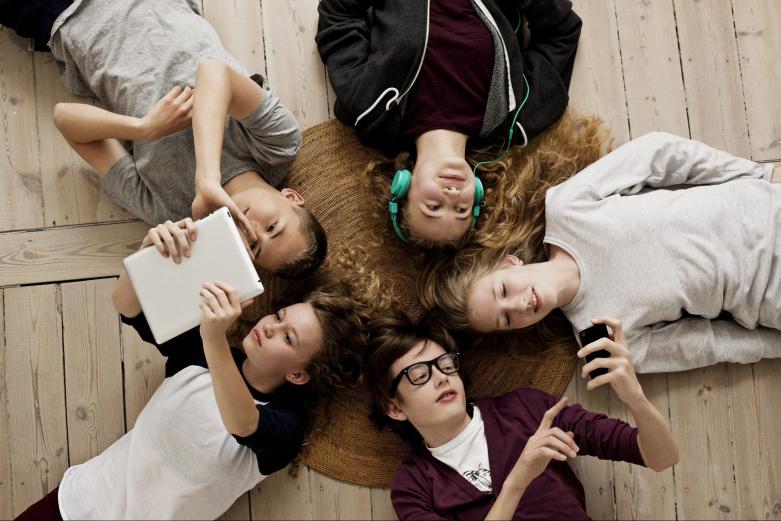 Social media e mondi virtuali nell’adolescente oggi: